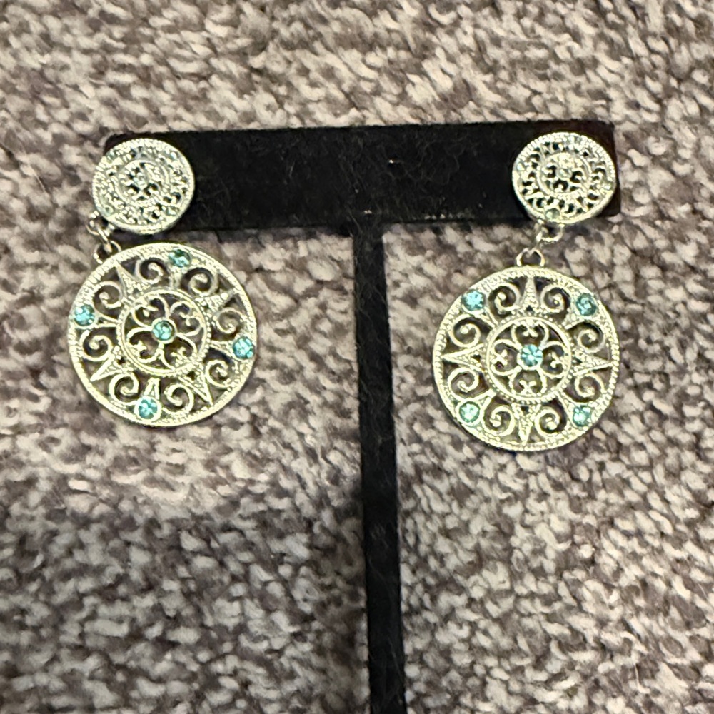 Intricate Silver and Blue Filigree Earrings